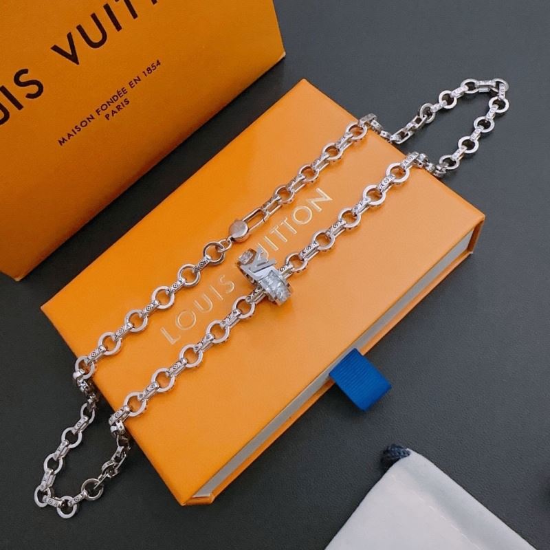 Louis Vuitton Necklaces